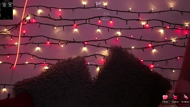 Snapshot of MaddisRock chatting on February 17, 2026, 6:32 am MaddisRock online show from February 17, 2026, 6:32 am