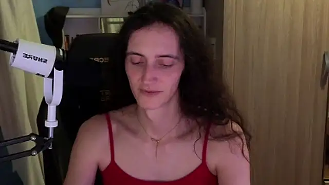 Snapshot of MemiKouki chatting on February 17, 2026, 5:08 pm MemiKouki online show from February 17, 2026, 5:08 pm