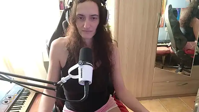 Snapshot of MemiKouki chatting on March 9, 2026, 10:08 am MemiKouki online show from March 9, 2026, 10:08 am