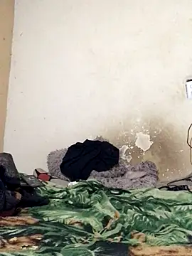 Adiel3184 online show from December 1, 2025, 4:39 am