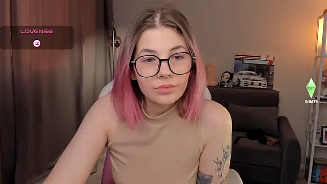 Snapshot of AnnaTrueno chatting on March 15, 2025, 3:37 pm AnnaTrueno online show from March 15, 2025, 3:37 pm