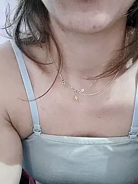 melissa 35  online show from December 1, 2025, 11:48 am