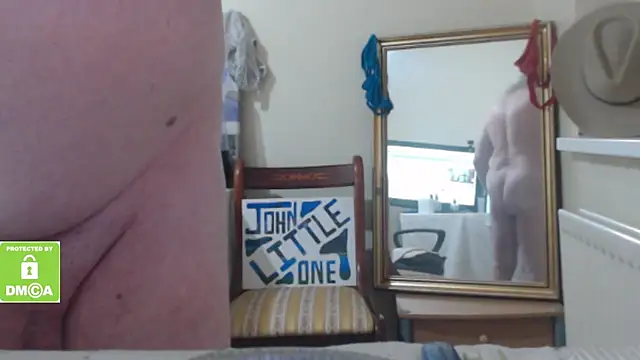 Snapshot of john_little_one1 chatting on March 6, 2025, 9:09 pm john little one1 online show from March 6, 2025, 9:09 pm