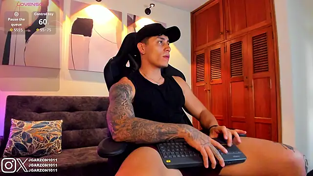  joansoto online show from November 26, 2025, 2:40 pm