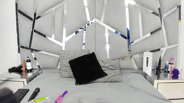 Catherinee69 x online show from March 10, 2025, 8:26 am