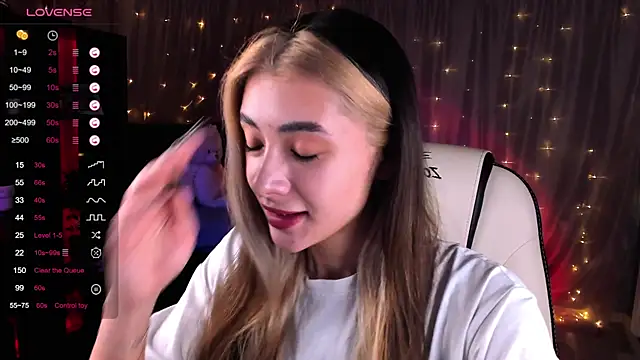 DarlaLike online show from January 19, 2025, 4:54 am