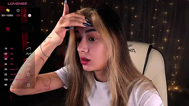 DarlaLike online show from January 24, 2025, 4:48 am