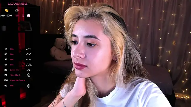 DarlaLike online show from February 6, 2025, 7:24 am