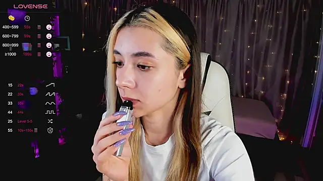 DarlaLike online show from February 27, 2025, 7:12 am