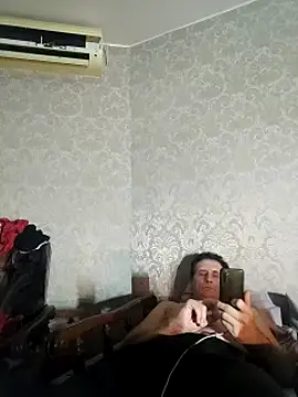 Snapshot of Viause_Kentauelle chatting on December 5, 2024, 4:12 pm Viause Kentauelle online show from December 5, 2024, 4:12 pm