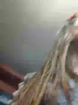 Snapshot of Viause_Kentauelle chatting on December 24, 2024, 11:06 am Viause Kentauelle online show from December 24, 2024, 11:06 am