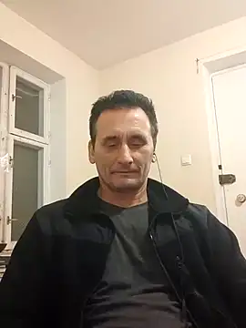 Snapshot of Viause_Kentauelle chatting on January 24, 2025, 7:28 pm Viause Kentauelle online show from January 24, 2025, 7:28 pm