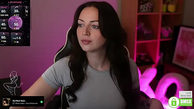 Snapshot of Billiexxox chatting on November 9, 2025, 1:53 pm Billiexxox online show from November 9, 2025, 1:53 pm