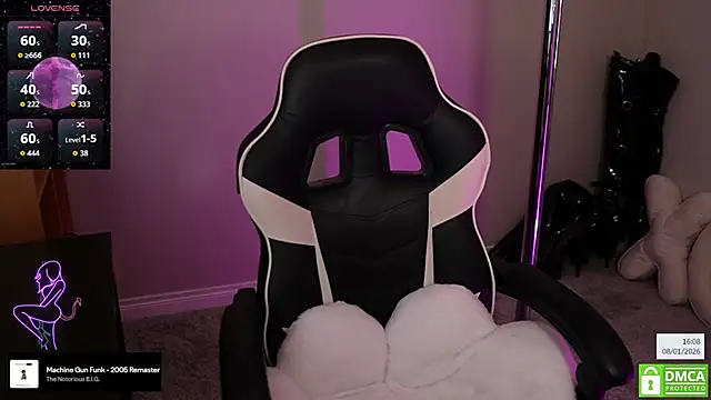 Billiexxox online show from January 8, 2026, 4:09 pm