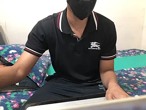 Snapshot of Zeuhorny chatting on March 7, 2025, 6:54 pm Zeuhorny online show from March 7, 2025, 6:54 pm