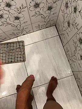 vintin21cm online show from October 19, 2025, 3:40 am