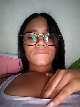 Snapshot of Sexy-manyu chatting on February 28, 2025, 6:21 am Sexy-manyu online show from February 28, 2025, 6:21 am