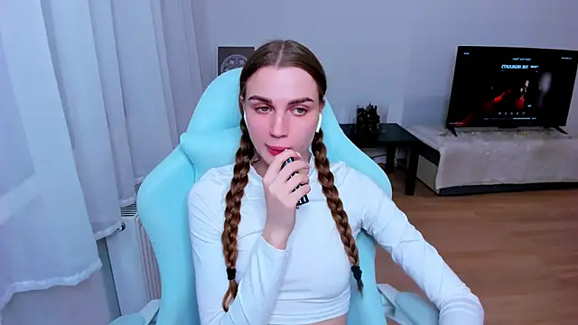 StellaLawless online show from February 28, 2025, 10:50 pm