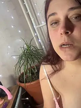 Vikkancs X online show from December 2, 2025, 5:52 pm