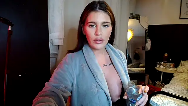 Snapshot of Bustyjessicalouu chatting on December 28, 2024, 8:58 pm Bustyjessicalouu online show from December 28, 2024, 8:58 pm