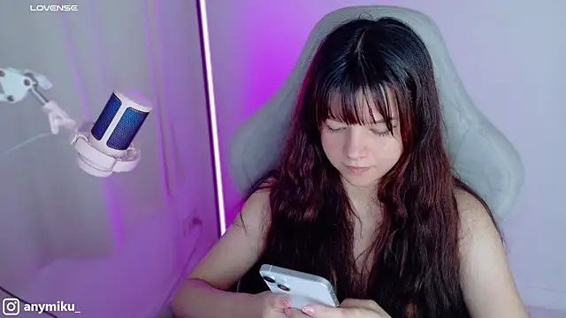 Snapshot of stephybrown chatting on December 16, 2024, 3:08 am stephybrown online show from December 16, 2024, 3:08 am