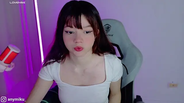 Snapshot of stephybrown chatting on December 22, 2024, 11:31 pm stephybrown online show from December 22, 2024, 11:31 pm