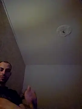 denisxlRo online show from March 9, 2025, 5:49 pm