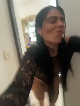 valecruz903 online show from January 8, 2026, 5:48 pm