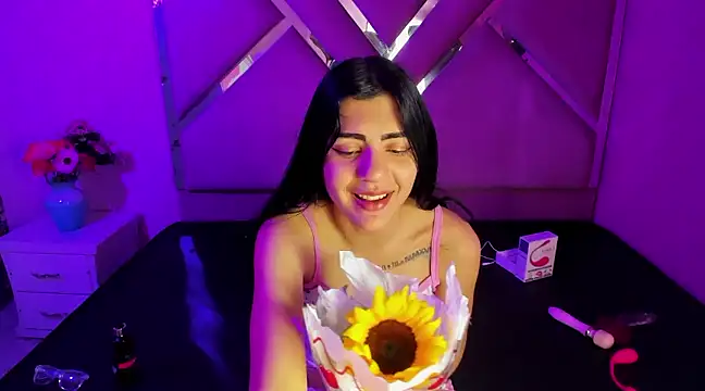 IsisRouse online show from March 9, 2025, 7:01 am