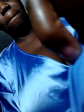 Bigchoccojugsxx online show from February 10, 2026, 8:02 pm