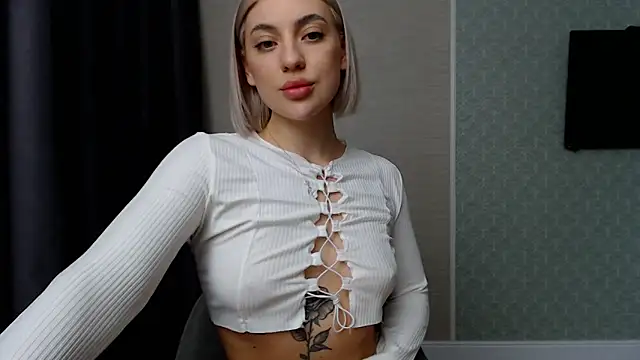 hot-sasha9 online show from February 23, 2025, 6:34 pm