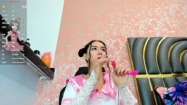 Snapshot of NEZUKO_MITSURI chatting on January 13, 2025, 3:47 pm NEZUKO MITSURI online show from January 13, 2025, 3:47 pm