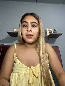 Miabonnett  online show from March 22, 2025, 10:15 pm