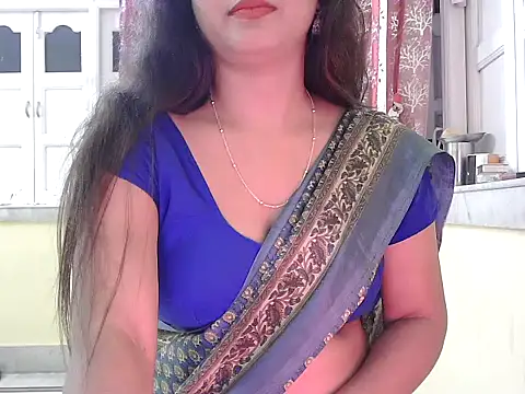 Model-Tanya online show from November 23, 2025, 4:29 pm