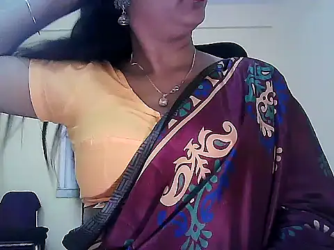 Model-Tanya online show from December 20, 2025, 10:11 am