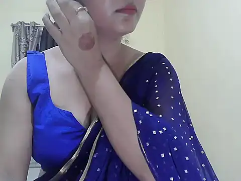 Model-Tanya online show from March 26, 2026, 6:13 pm