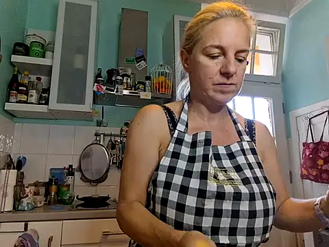 Snapshot of FrauleinSchmitt chatting on September 24, 2025, 11:35 am FrauleinSchmitt online show from September 24, 2025, 11:35 am