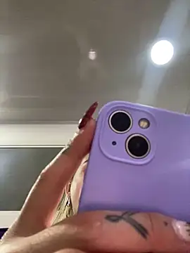 Snapshot of emma_oxford chatting on February 10, 2025, 8:31 pm emma oxford online show from February 10, 2025, 8:31 pm