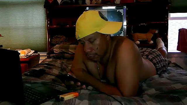 pimpdaddy4ever online show from November 19, 2025, 3:12 pm