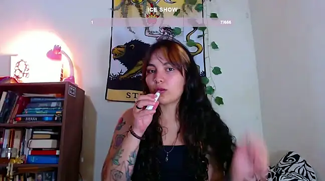 sweetiee mary online show from January 12, 2025, 8:14 pm