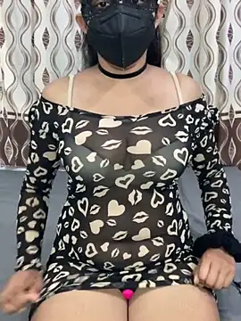 little shadow online show from February 13, 2026, 5:20 pm