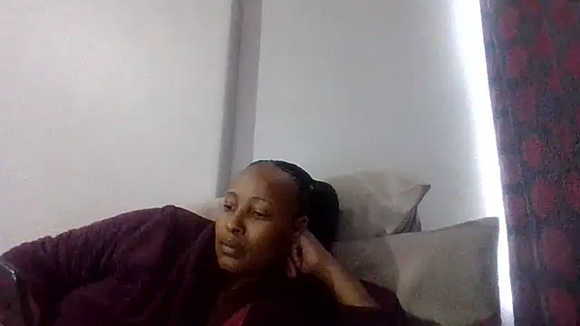 BabeAssXX online show from October 29, 2025, 8:05 am