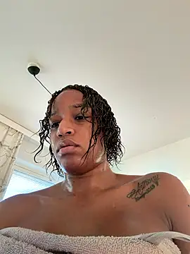 Black Dolll online show from January 8, 2026, 9:44 am