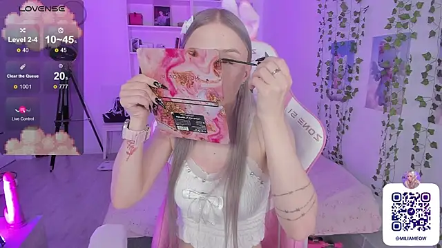 Milia Parker online show from December 18, 2024, 8:36 pm