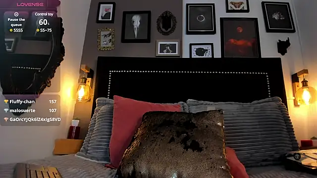 Charlotte  Benett online show from February 27, 2025, 7:23 am