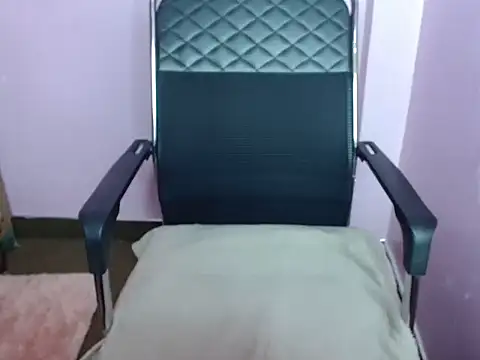 massive squirts online show from February 16, 2026, 1:18 pm