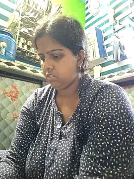 Beauty-queen online show from March 10, 2025, 4:07 am