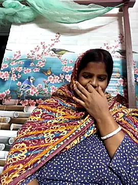 Beauty-queen online show from November 14, 2025, 11:20 am