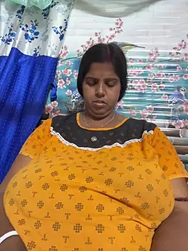 Beauty-queen online show from February 25, 2026, 1:43 pm