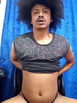 Snapshot of Leunamt chatting on April 14, 2026, 8:15 pm Leunamt online show from April 14, 2026, 8:15 pm